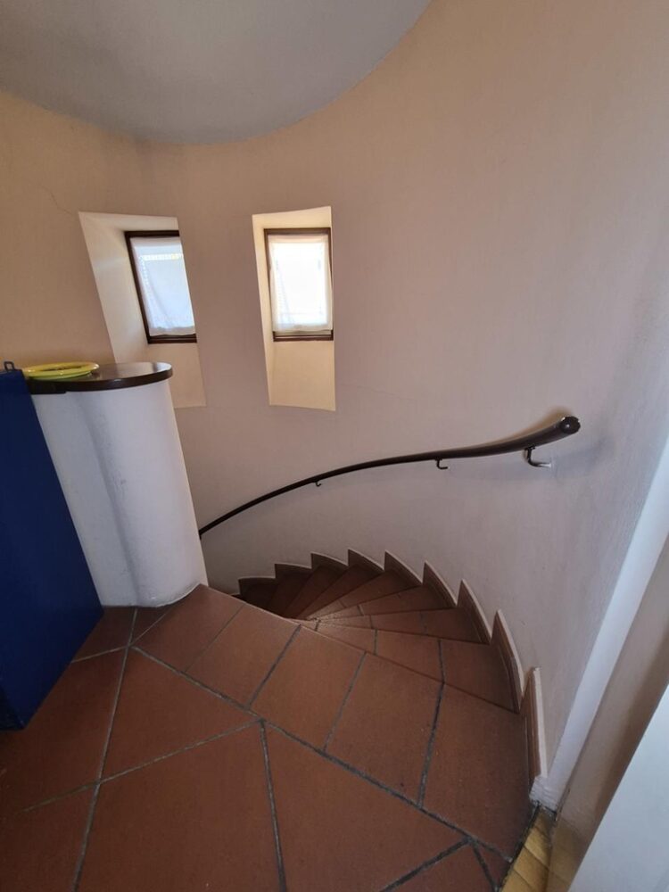 10_scala int 1775815362 gallery 750x1000